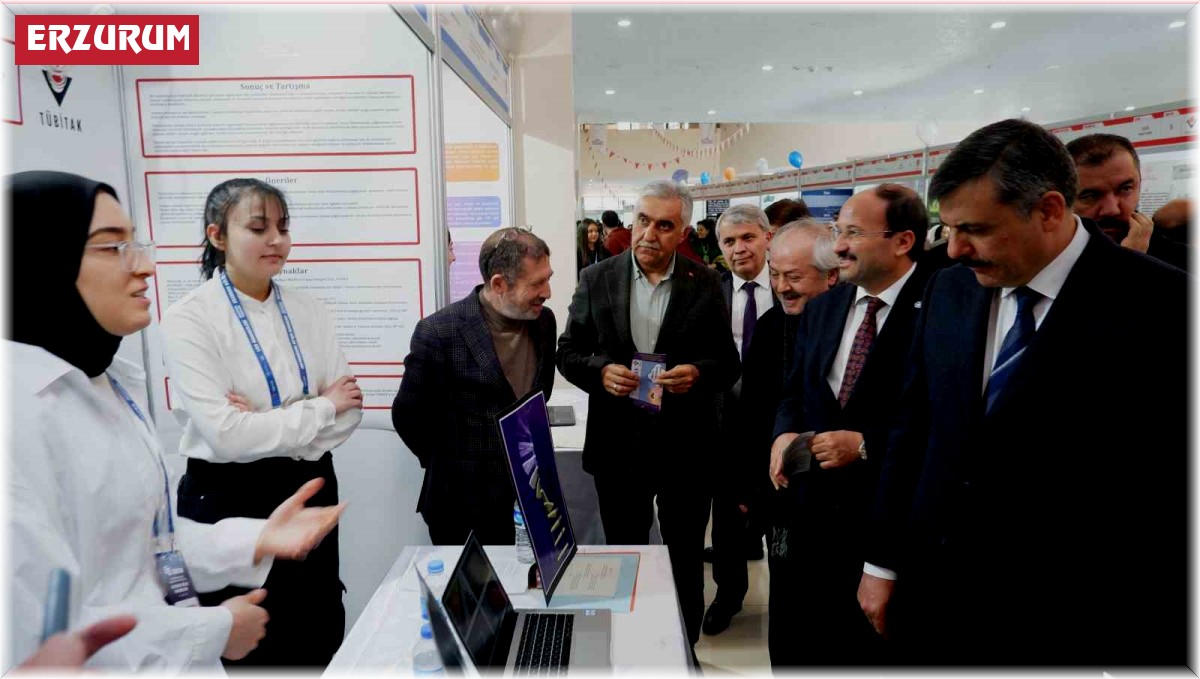 Gençler projeleriyle yarışıyor