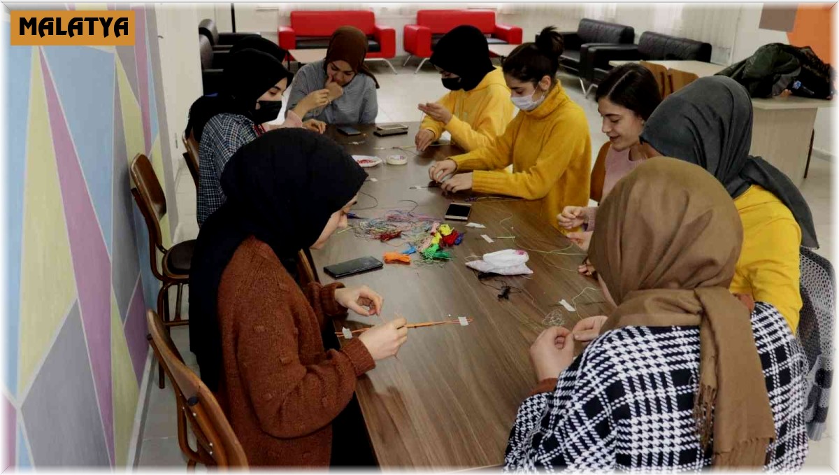Gençlerden el sanatları kursuna yoğun ilgi