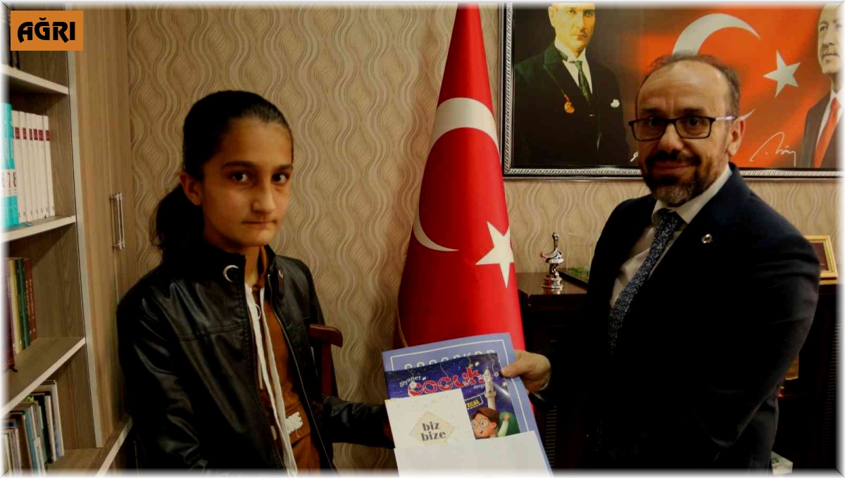 Gençlik Bilgi Yarışmasında dereceye girenler ödüllendirildi