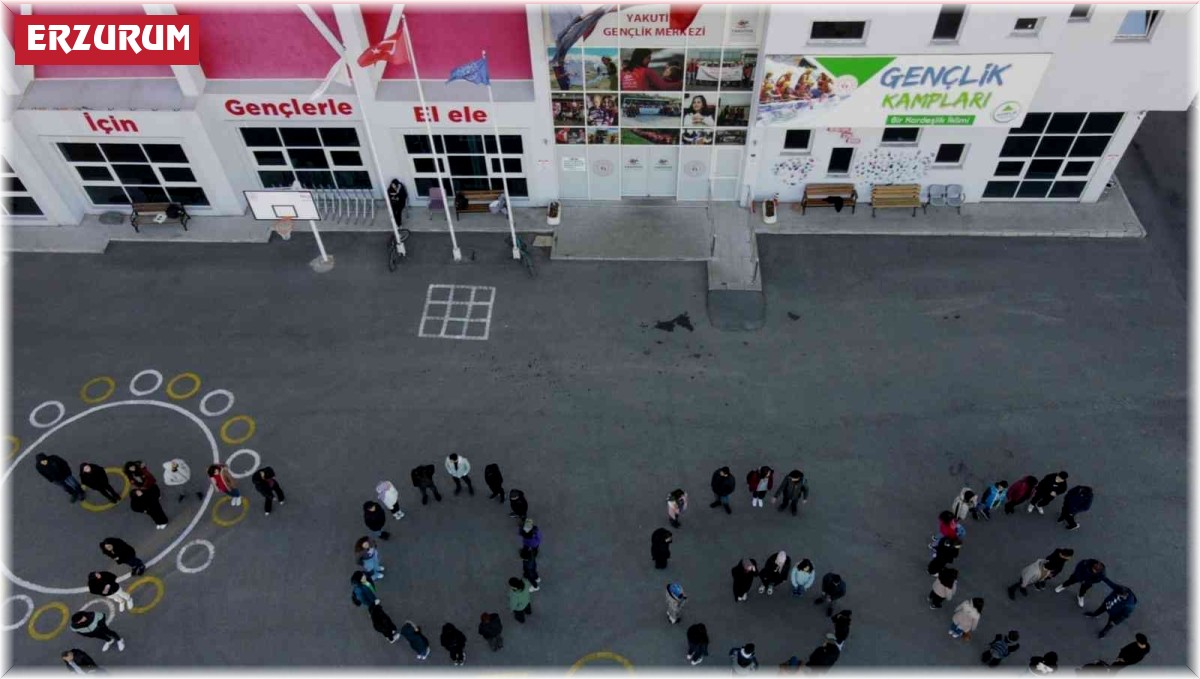 Gençlik merkezi gönüllülerinden TOGG koreografisi