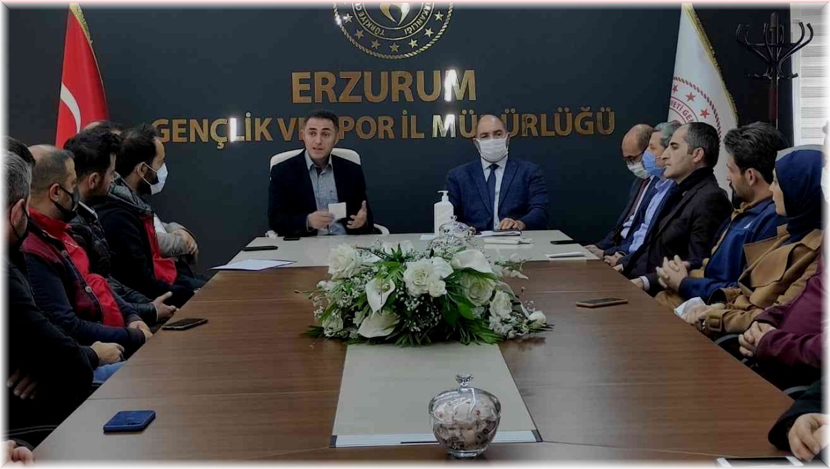 Gençlik merkezleriyle değerlendirme toplantısı