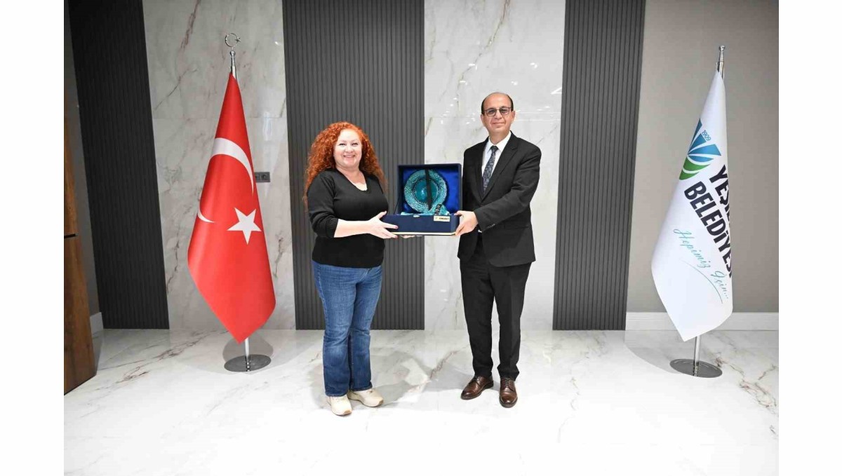 "Gençlik ve Ailem" konulu kısa film yarışması konukları, Başkan Geçit ile bir araya geldi