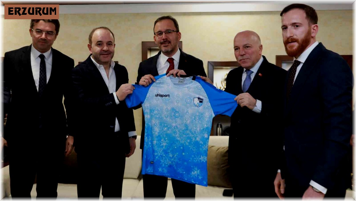 Gençlik ve Spor Bakanı Dr. Kasapoğlu'ndan Başkan Sekmen'e övgü