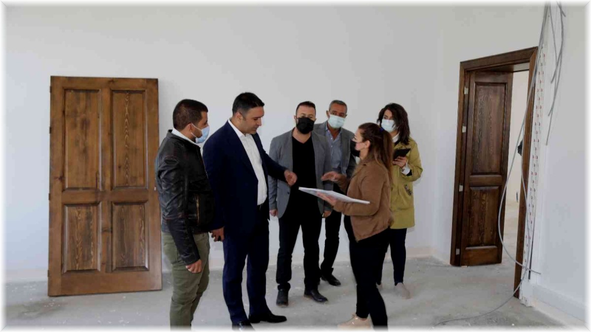 Genel Sekreter Çelikel kütüphane inşaatında incelemelerde bulundu