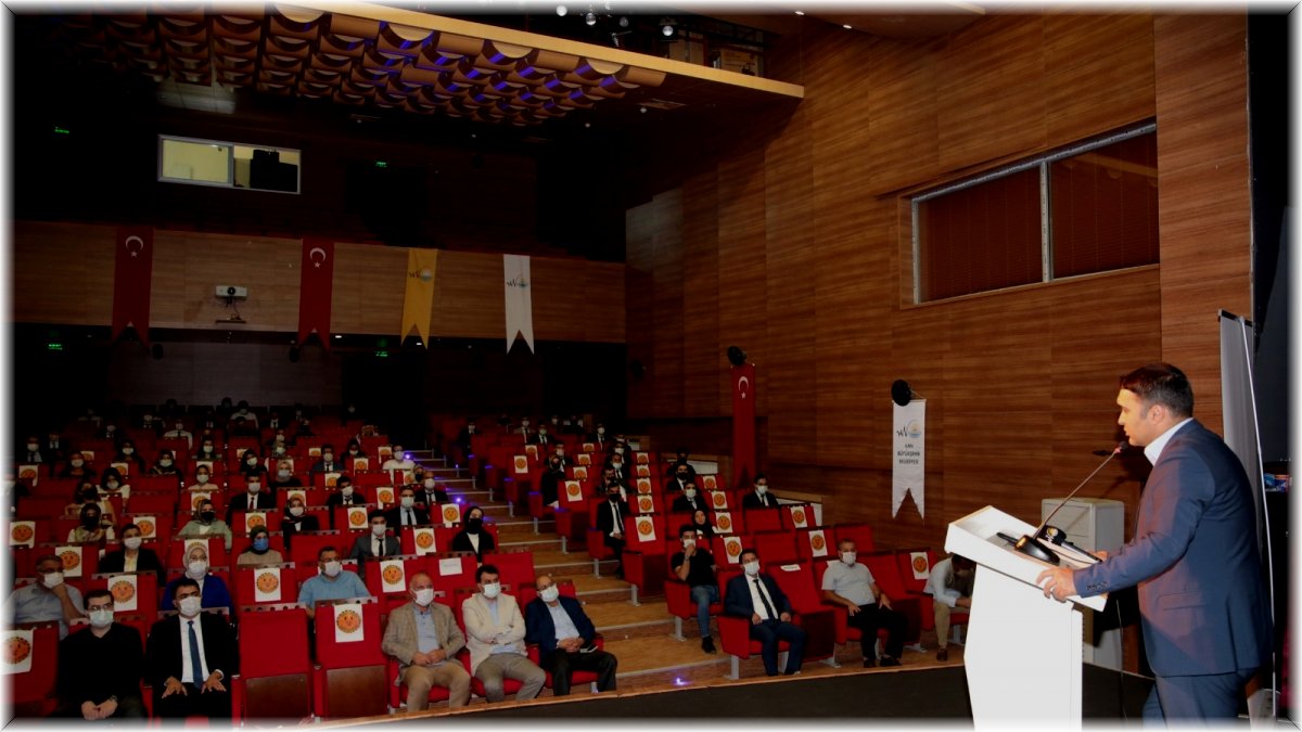 Genel Sekreter Çelikel, yeni atanan aday memurlarla bir araya geldi