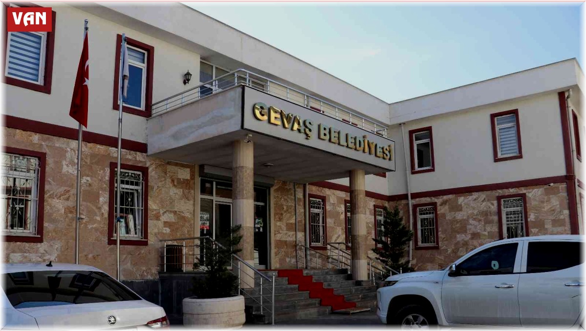 Gevaş Belediyesi kış hazırlıklarını tamamladı