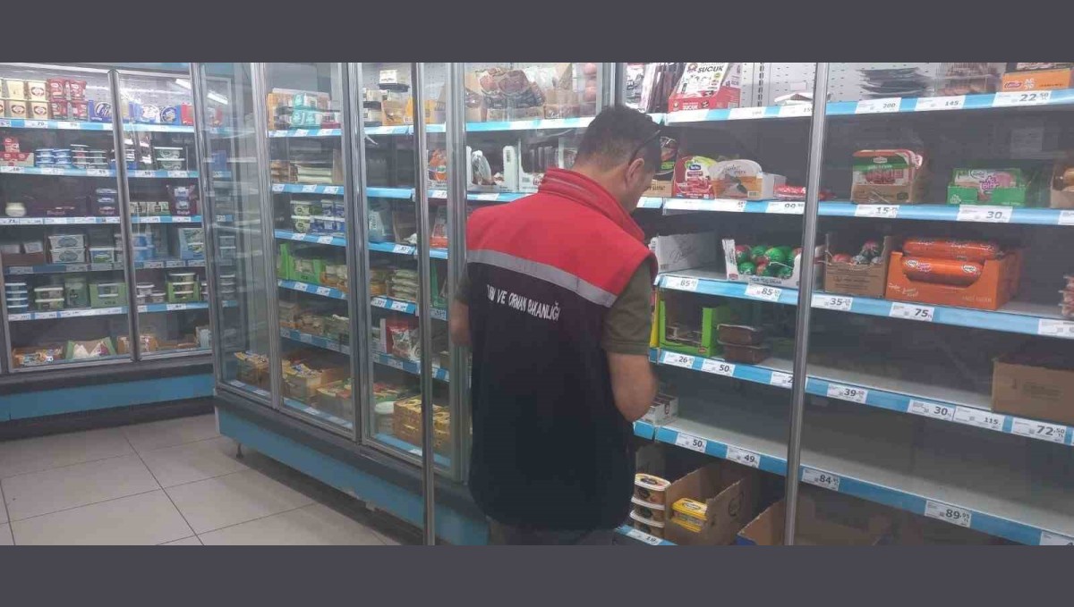 Gıda satışı yapan işyerleri denetlendi