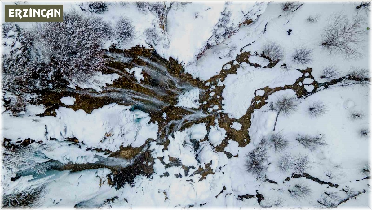 Girlevik şelalesi, kış aylarında karla bir başka güzel
