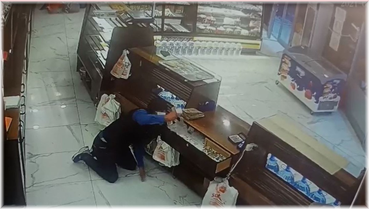 Göçmen kaçakçılığından aranan şahıs hırsızlık yaparken yakalandı