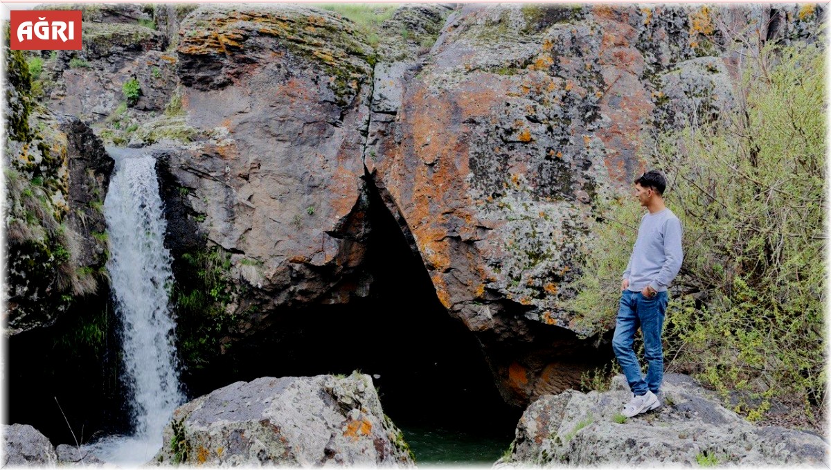 Görenlerin hayran kaldığı Bekiran Şelalesine yoğun ilgi