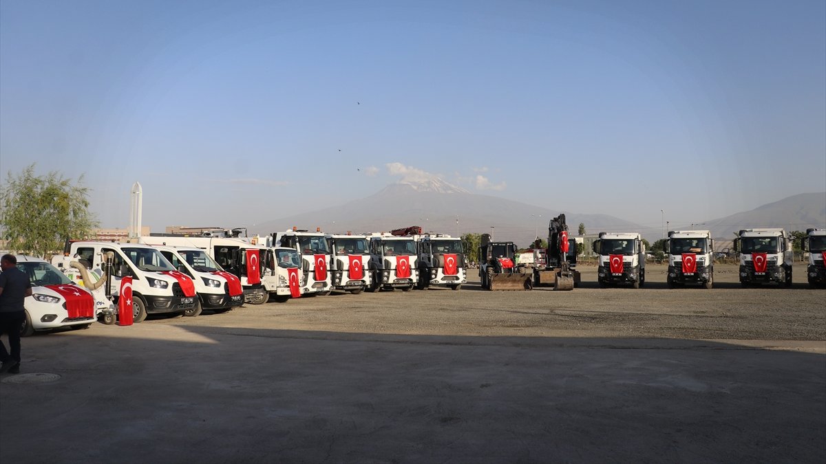 Görevlendirme yapılan Iğdır Belediyesi araç filosunu güçlendiriyor