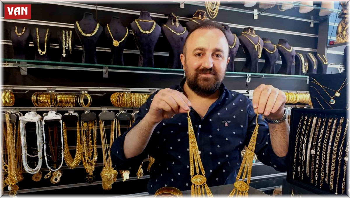 Gösterişli düğünlerin kurtarıcısı: İmitasyon altın