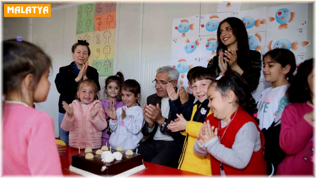 Güder'den miniklere doğum günü sürprizi