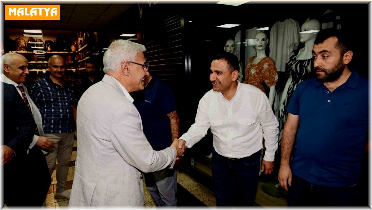 Güder, esnafı yalnız bırakmıyor