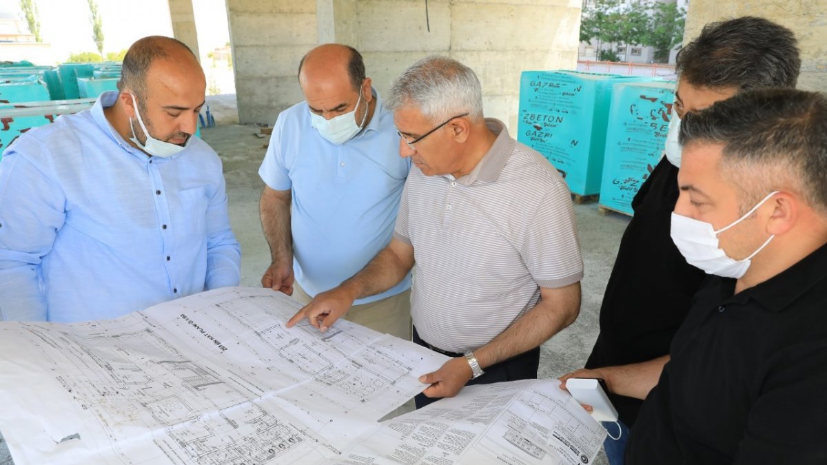 Güder semt kütüphanesini inceledi