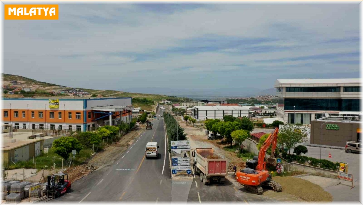 Güldal Akşit Bulvarında çalışmalar devam ediyor