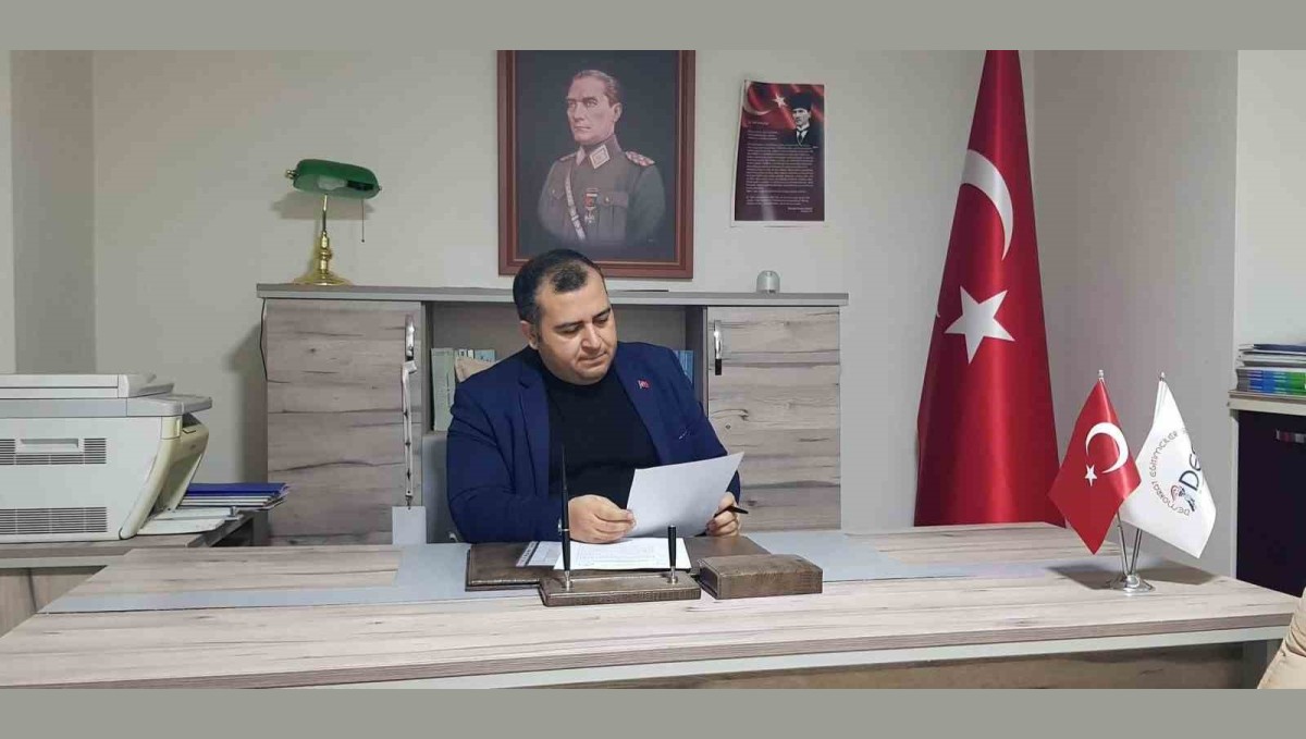 Güleç: "Coğrafya dersinin vatan sevgisi aşılamadaki rolü unutulmamalıdır"