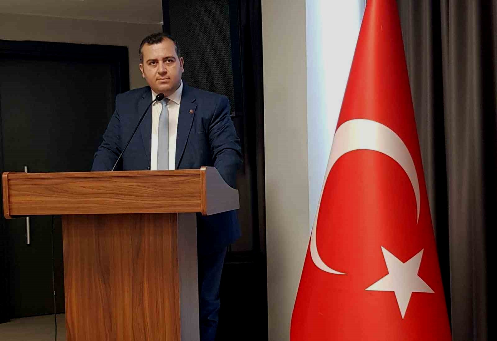 Güleç, "Kariyer basamaklarında zaman daralıyor"