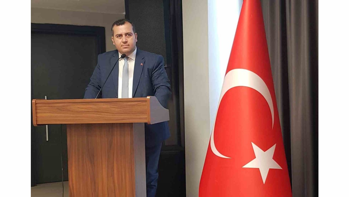 Güleç; "Öğretmenlerimiz umutsuz, öğretmenlerimiz yorgun"