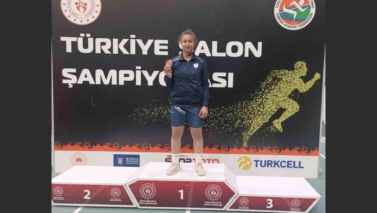 Gülnaz Çetin'den güllede 3.'lük