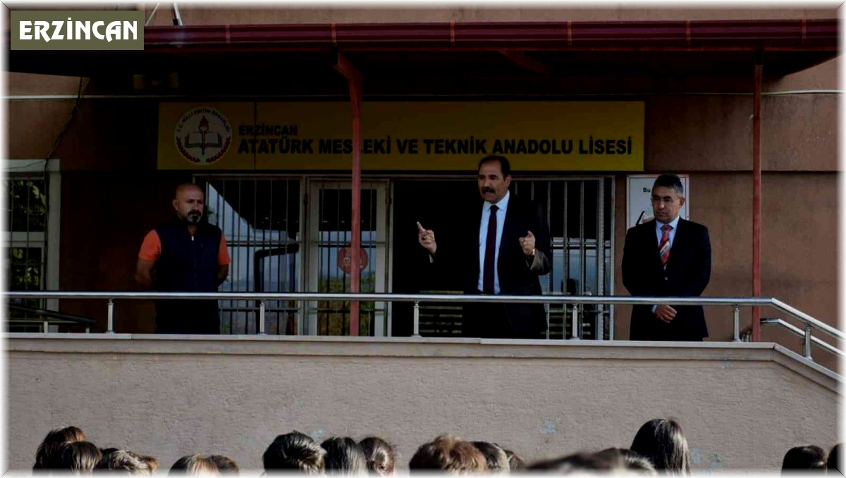 Gün, "Her zaman öğretmen ve öğrencilerimizin yanındayız"