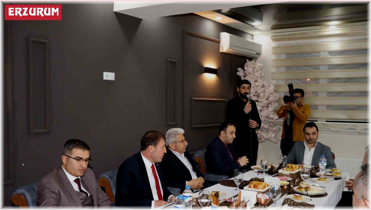 Gür kardeşler iftar yemeğinde ilçe protokolü ile bir araya geldiler