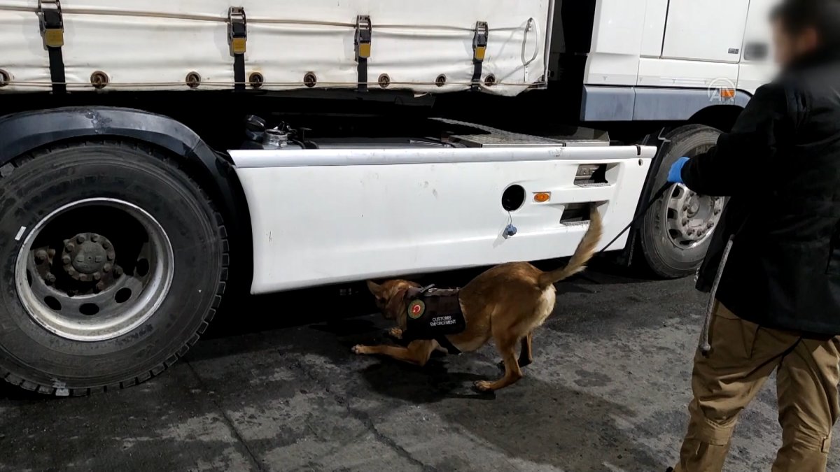 Gürbulak Gümrük Kapısı'nda metamfetamin ele geçirildi