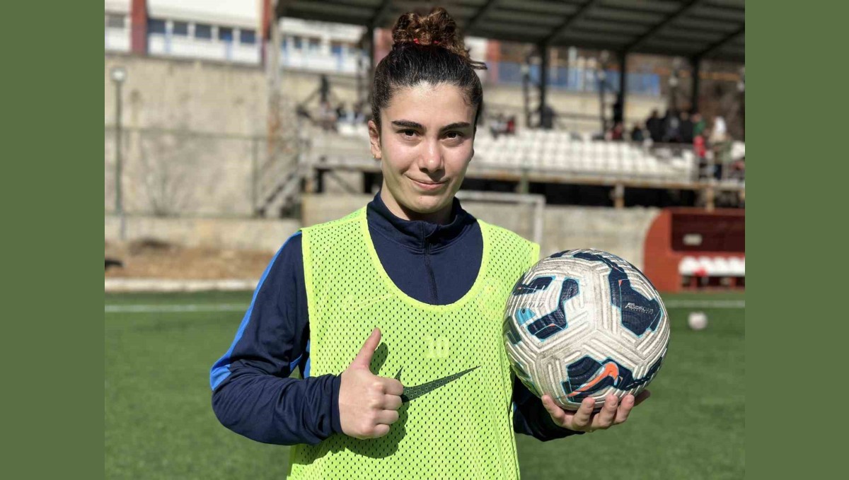 Gürcistanlı Maiko Bebia, Yüksekovaspor'a transfer oldu