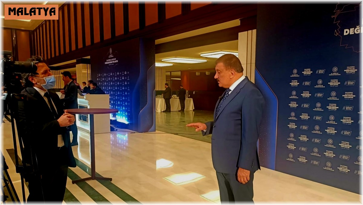 Gürkan, Kalkınma Ajansları Değerlendirme Toplantısı'na katıldı