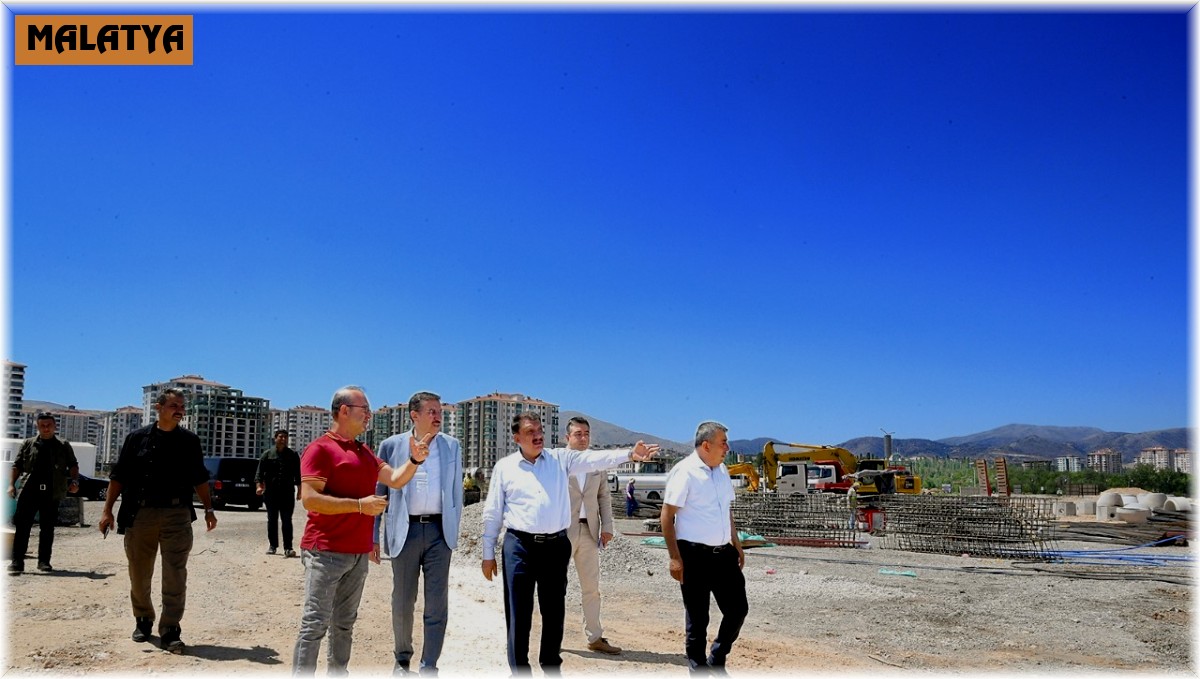 Gürkan ve Tüfenkci, 100. yıl kent parkında incelemelerde bulundu