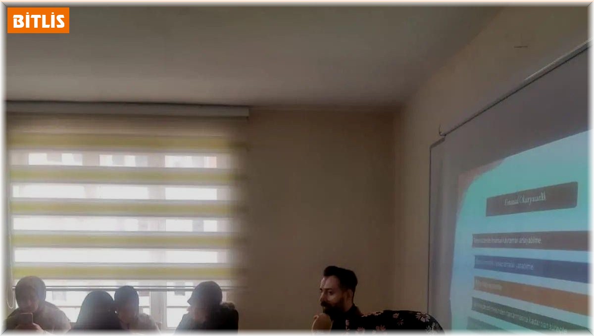 Güroymak'ta "Finansal Okuryazarlık ve Kadınların Ekonomide Güçlenmesi" semineri verildi