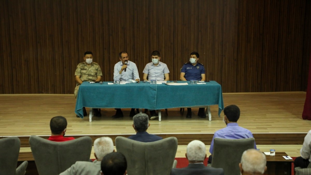 Gürpınar'da aşı seferberliği