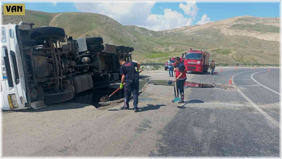 Gürpınar'da trafik kazası: 1 yaralı