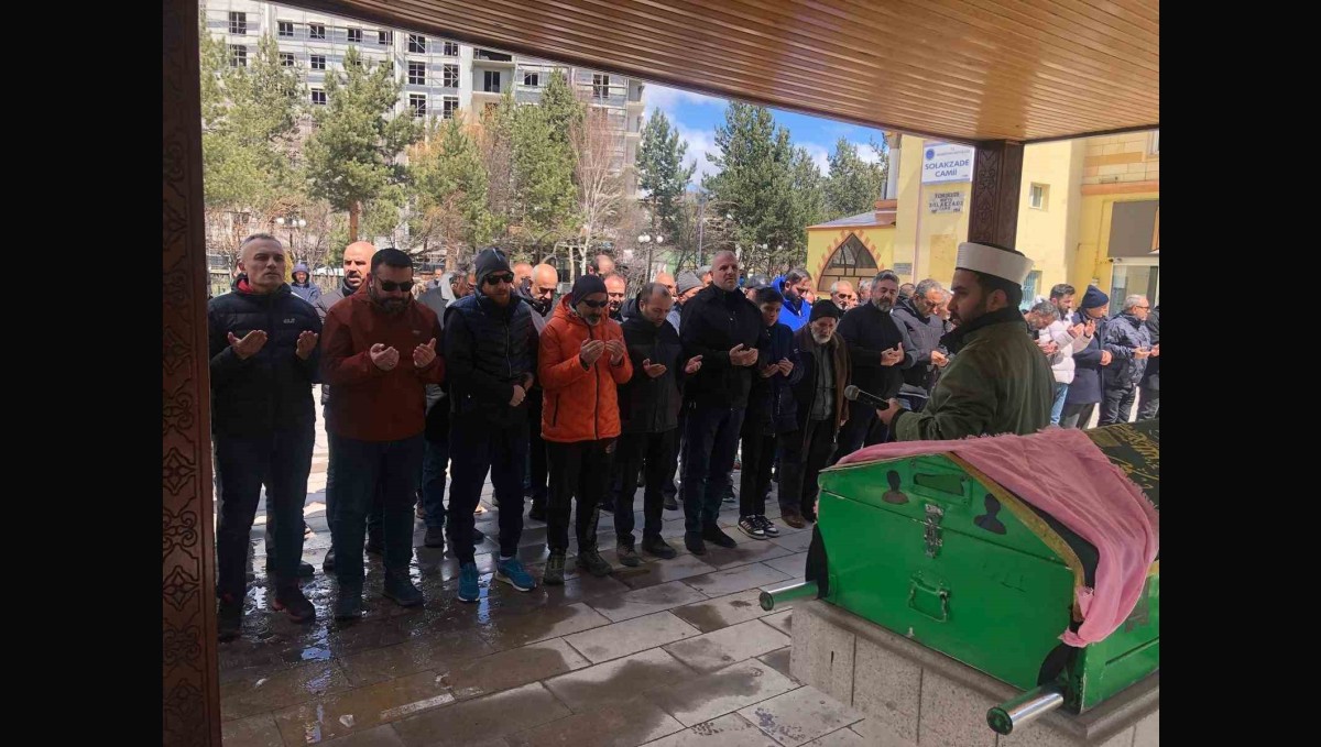 Güven Uşun'un anne acısı