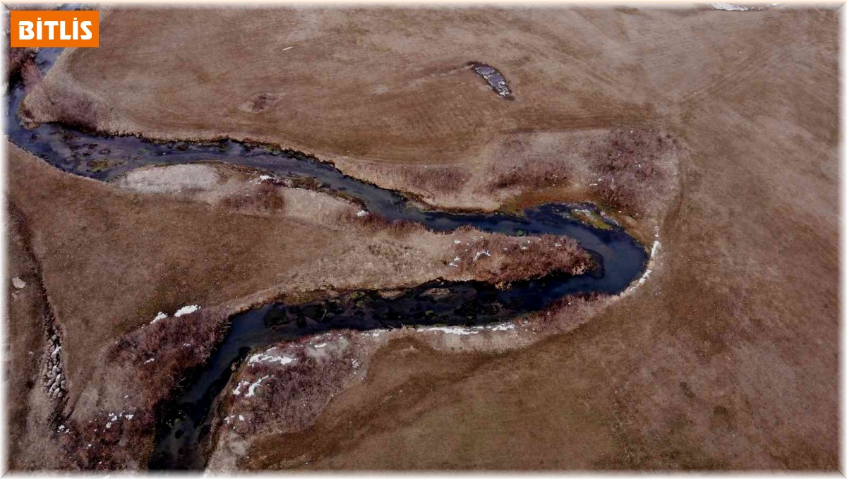 Güzeldere Menderesinin kıvrımlı şekli hayran bırakıyor