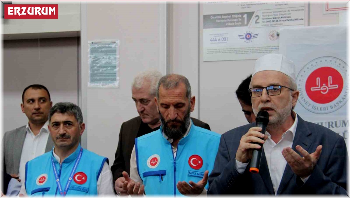 Hacı adayları Erzurum'dan dualarla uğurlandı