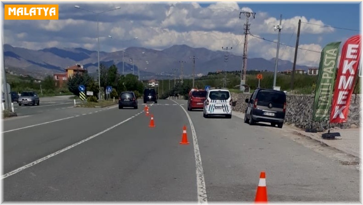 Hafif ticari aracın çarptığı küçük kız hayatını kaybetti