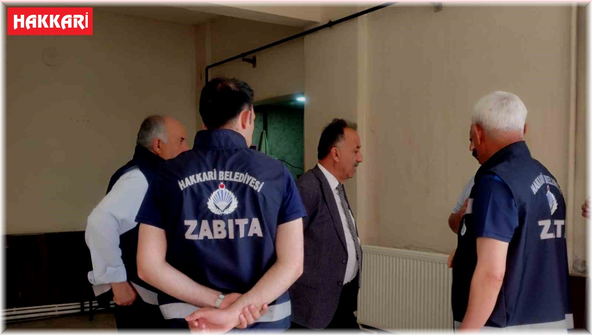 Hakkari Belediyesi ekiplerinden ruhsat denetimi