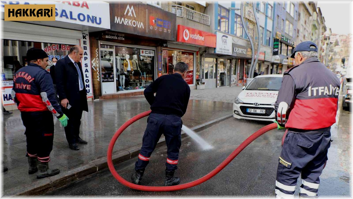 Hakkari Belediyesinden bahar temizliği