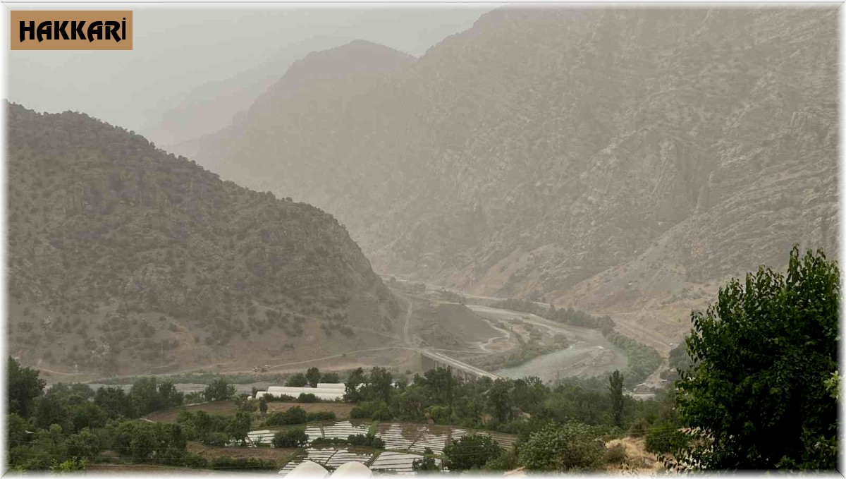 Hakkari-Çukurca yolu yarın 3 saat 20 dakika ulaşıma kapatılacak