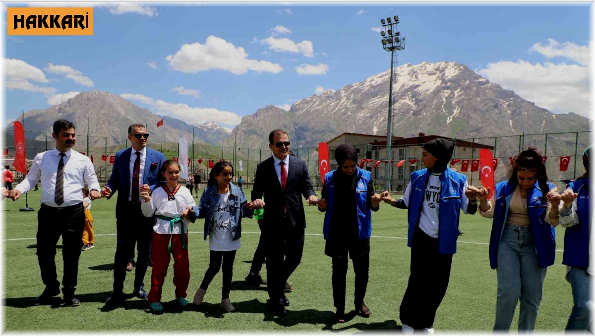 Hakkari'de 19 Mayıs Atatürk'ü Anma, Gençlik ve Spor Bayramı coşkusu