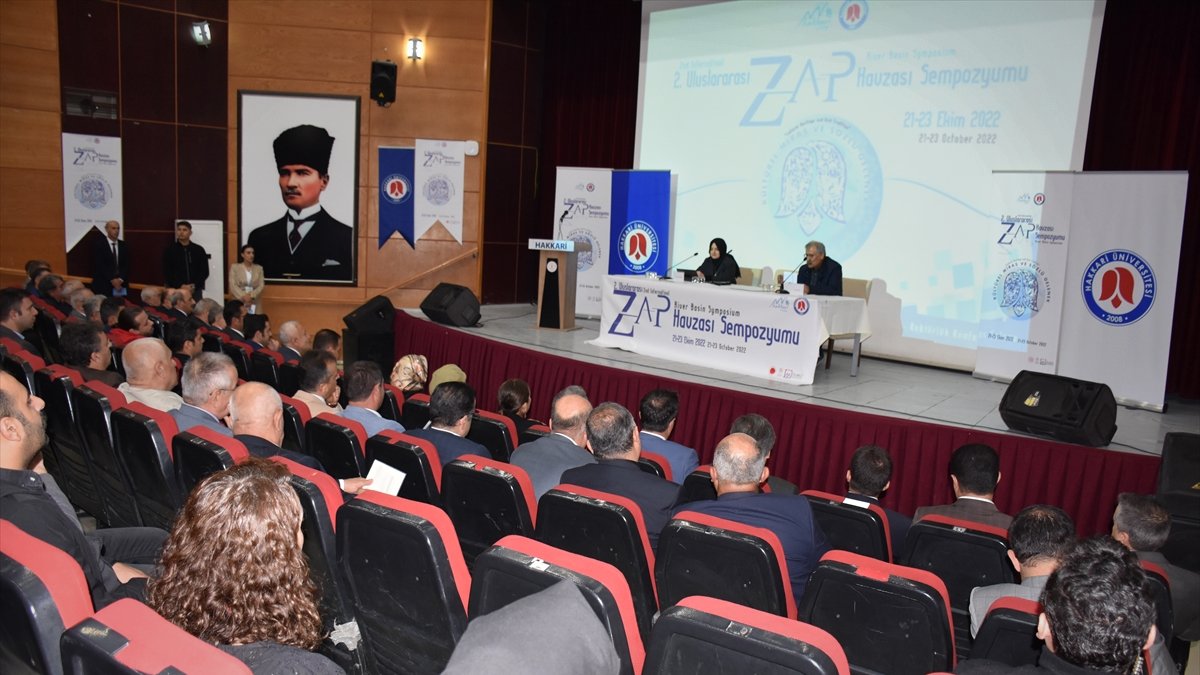 Hakkari'de "2. Uluslararası Zap Havzası Sempozyumu" başladı