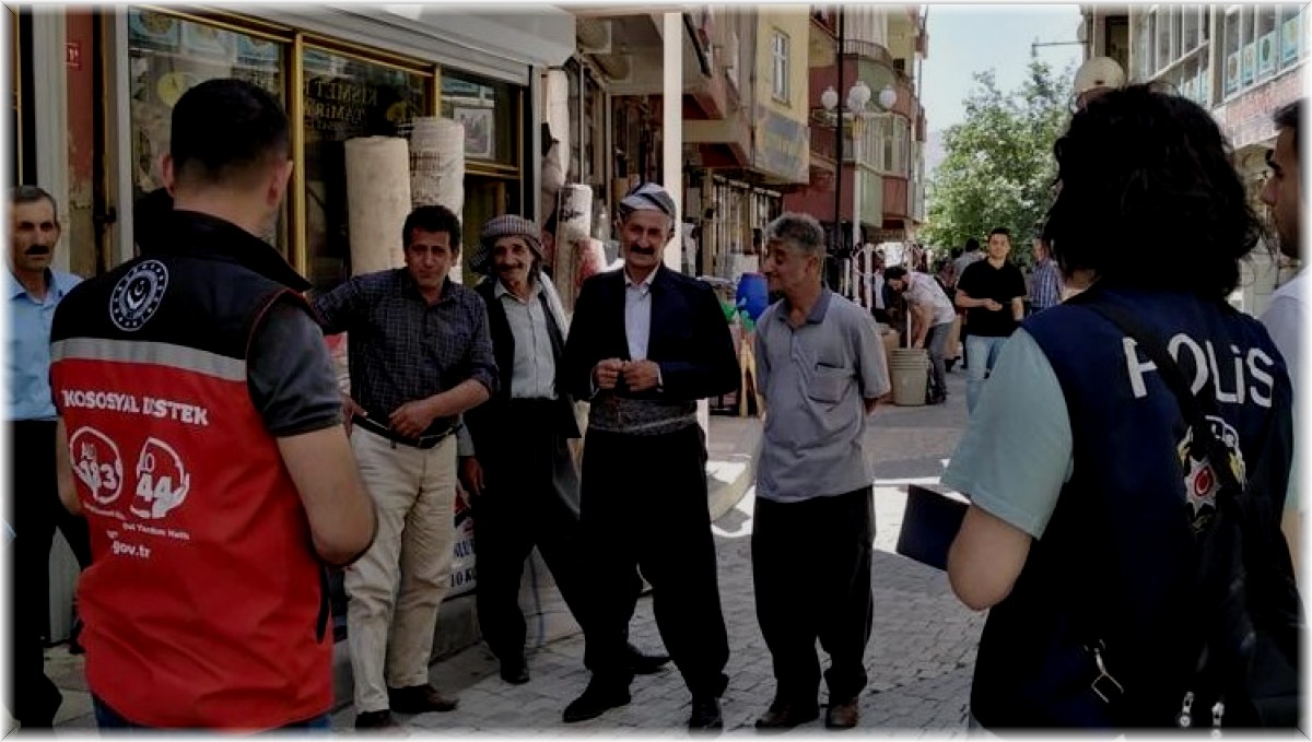 Hakkari'de 20 bin kişiye farkındalık eğitimi