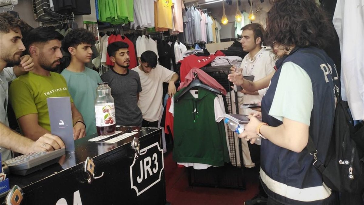 Hakkari'de 20 bin kişiye kadına yönelik şiddetle mücadele eğitimi verilecek