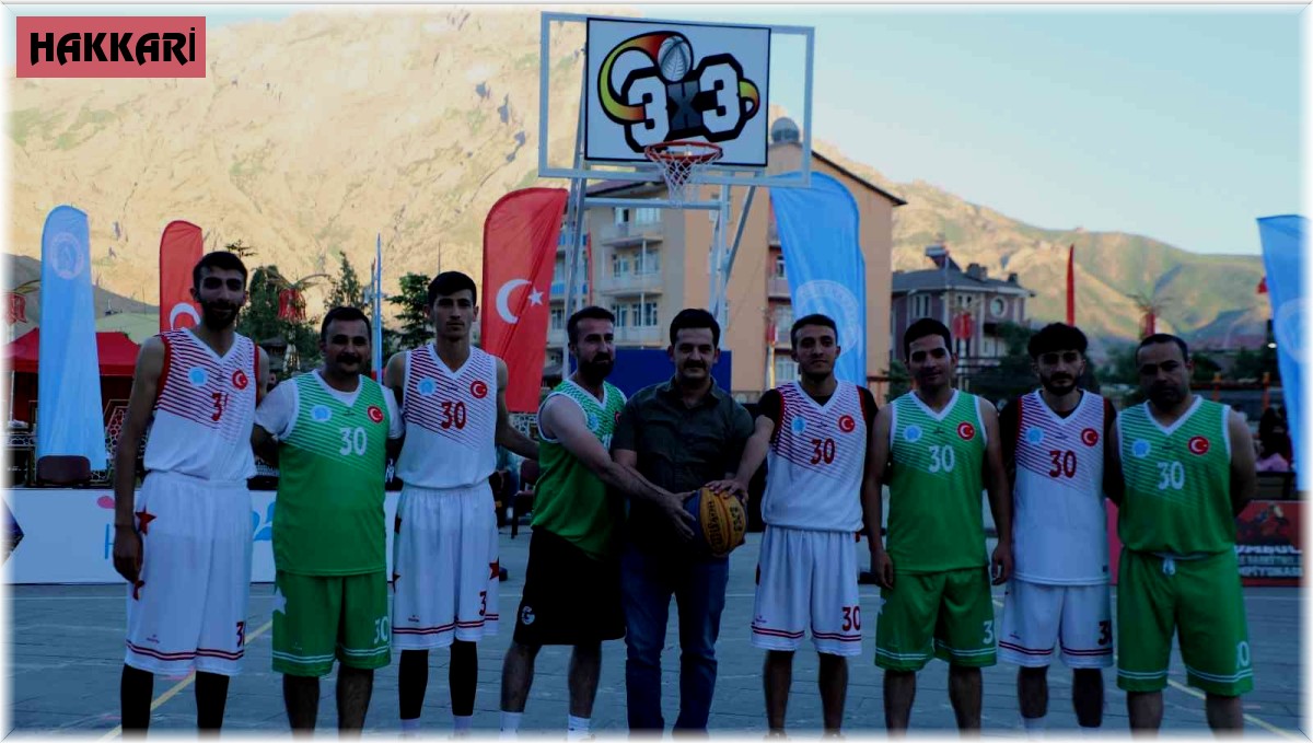 Hakkari'de 3x3 'Sokak Basketbol Şampiyonası' başladı