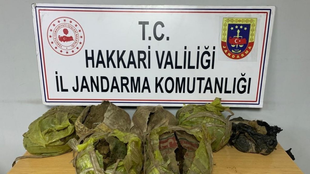 Hakkari'de 49 kilo esrar ele geçirildi