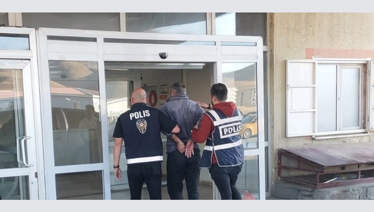 Hakkari'de 50 yıl hapis cezası bulunan şahıs yakalandı