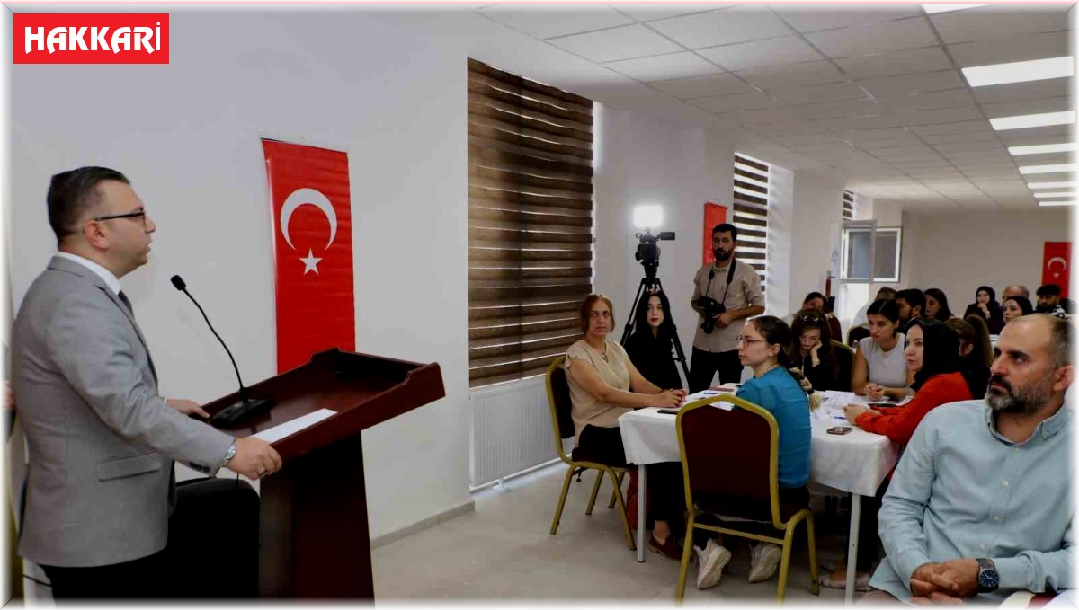 Hakkari'de "Aile Çalıştayı" düzenlendi