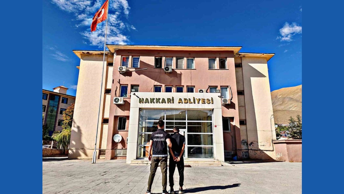 Hakkâri'de aranan 15 şahıs yakalandı
