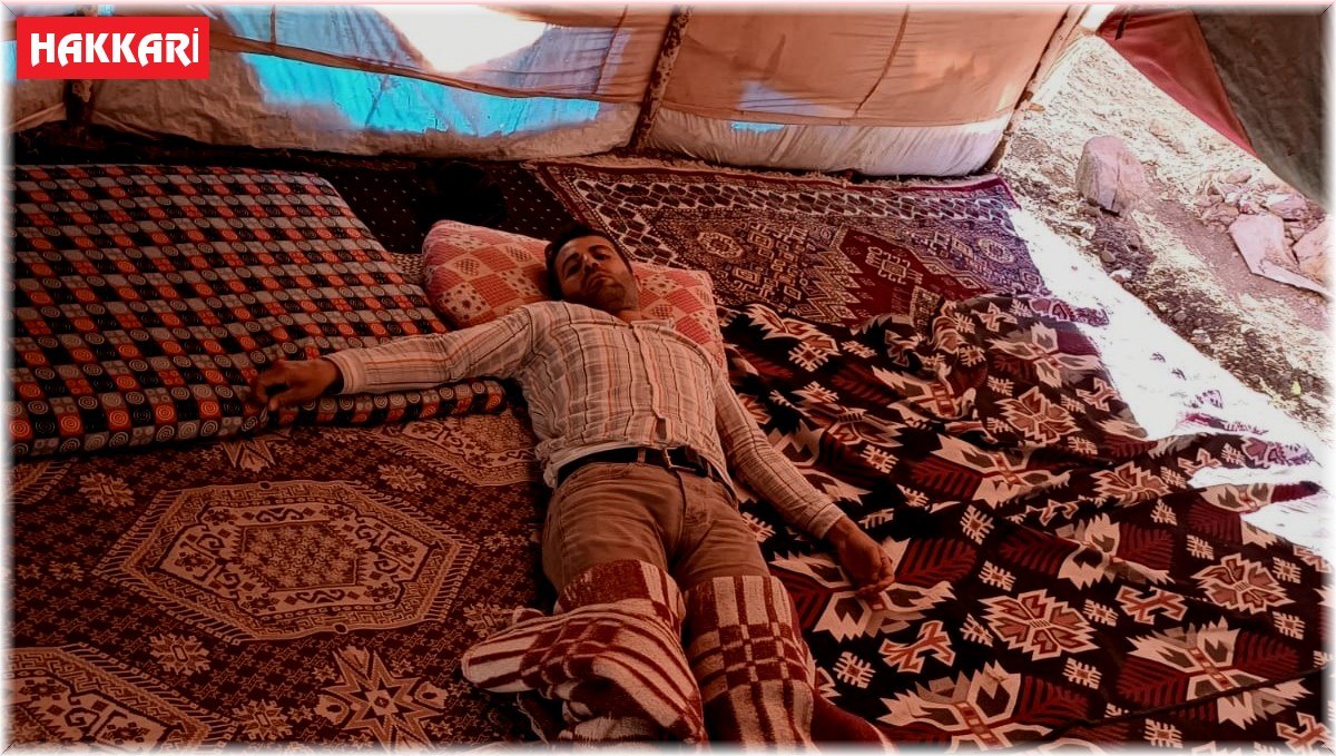 Hakkari'de attan düşen vatandaş ambulans helikopterle kurtarıldı